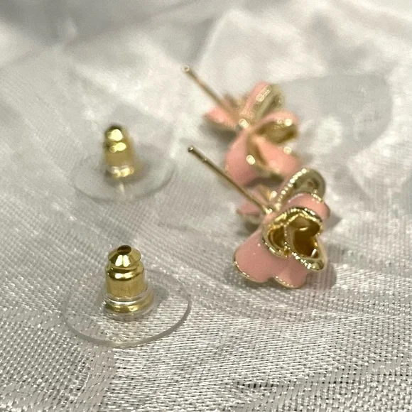 Kendra Scott Pink Enamel Bow Stud Earrings with Gold Trim New - Picture 2 of 5